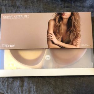 Brand new Nubra size D.